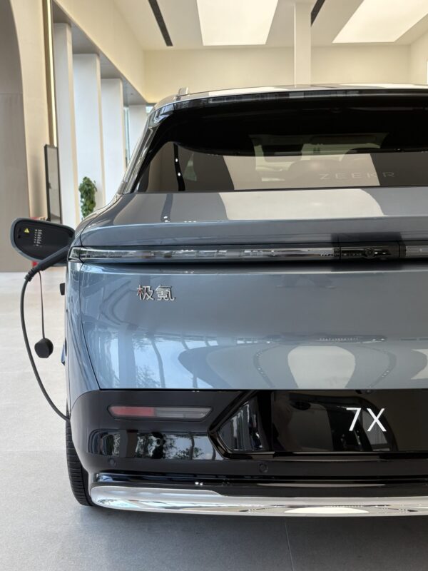 ZEEKR 7X - Image 6