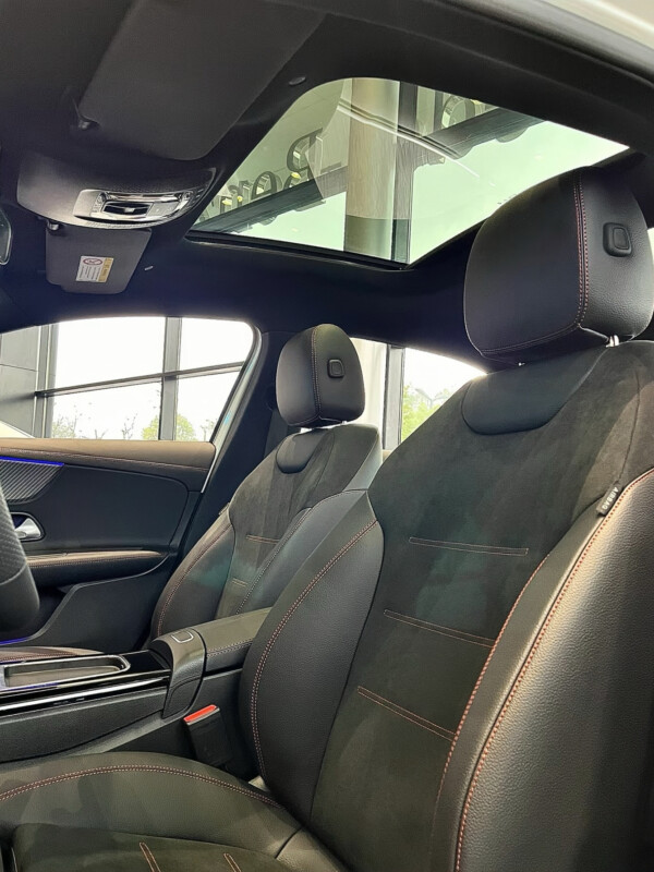 Mercedes-Benz A200L - Image 4