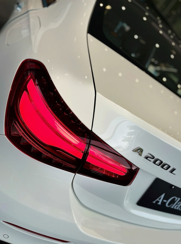 Mercedes-Benz A200L - Image 6